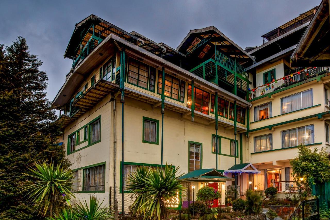 Muscatel Himalayan Resort - 400 Mts From Mall Road Dardzsiling Kültér fotó