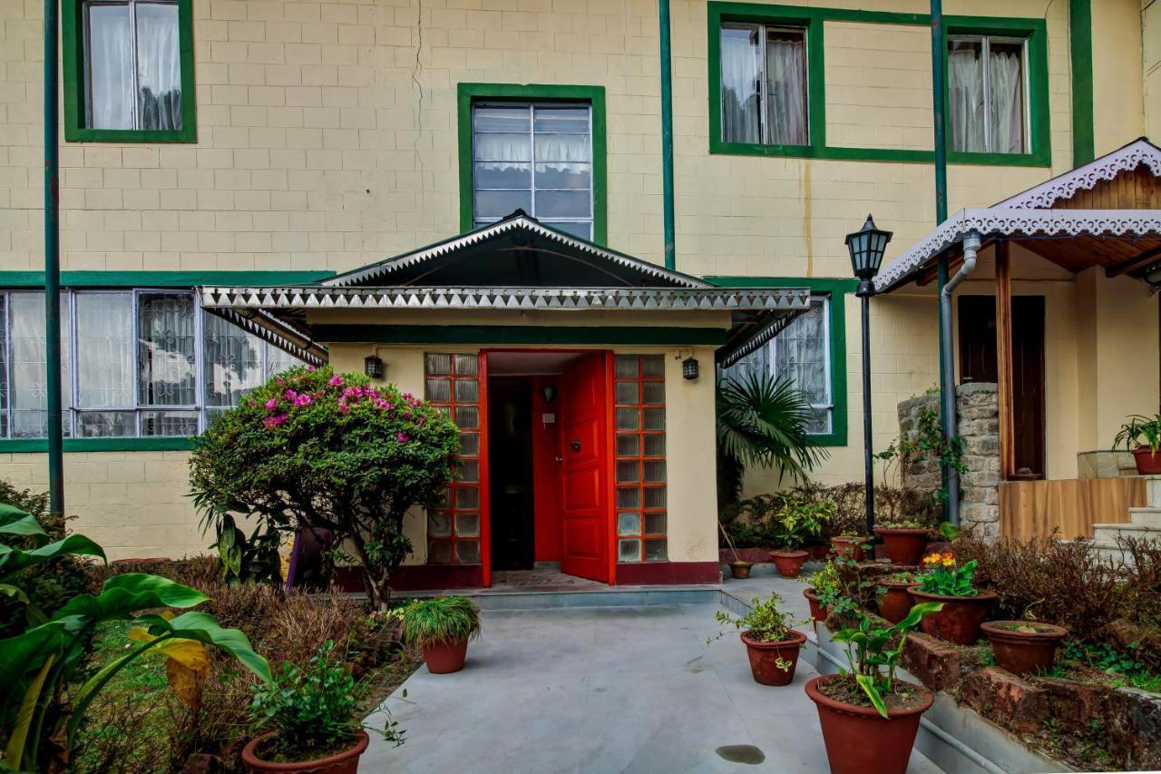 Muscatel Himalayan Resort - 400 Mts From Mall Road Dardzsiling Kültér fotó
