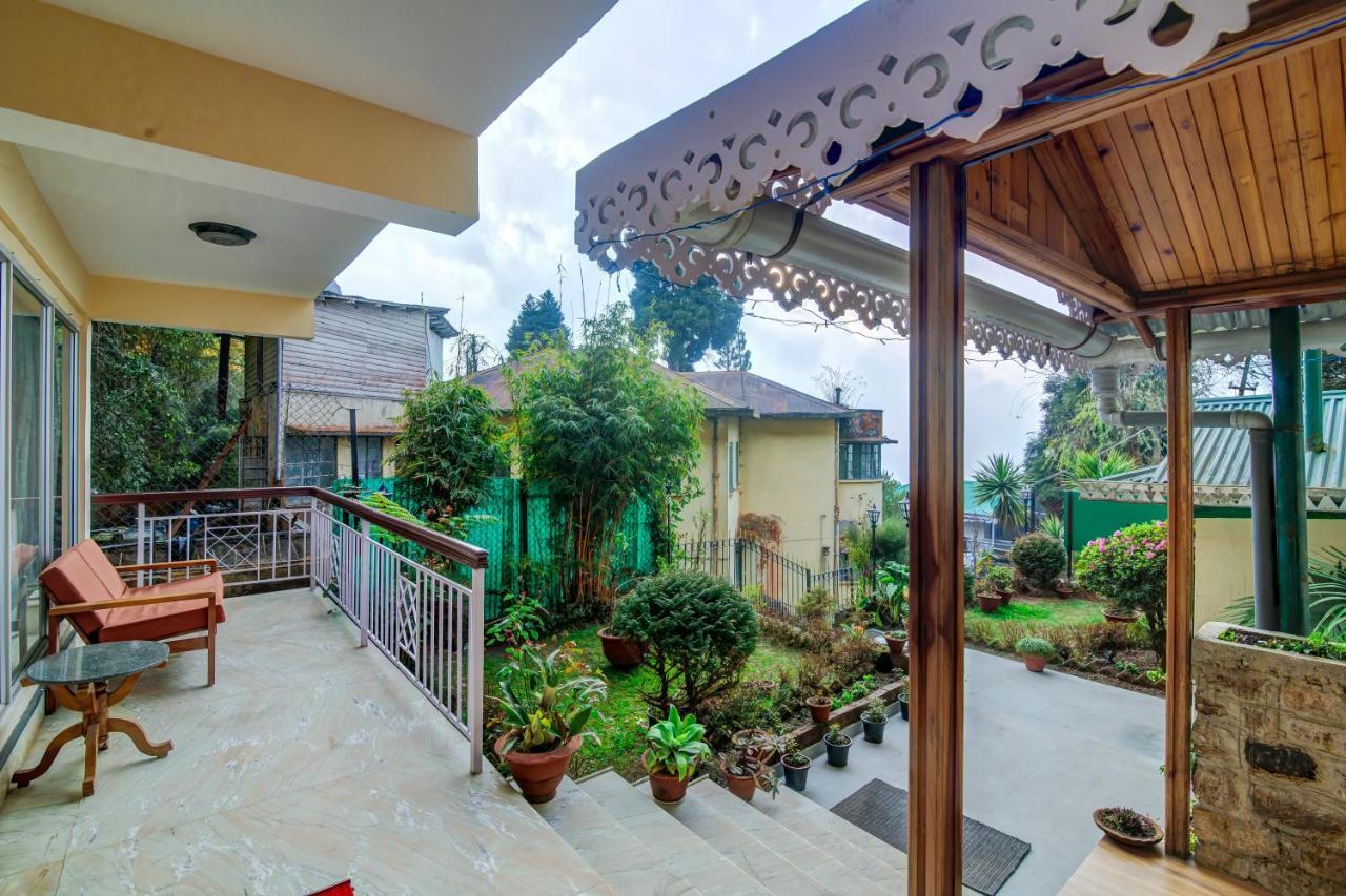 Muscatel Himalayan Resort - 400 Mts From Mall Road Dardzsiling Kültér fotó